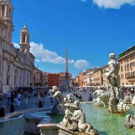 And Historic Rione Near Colosseo * Рим