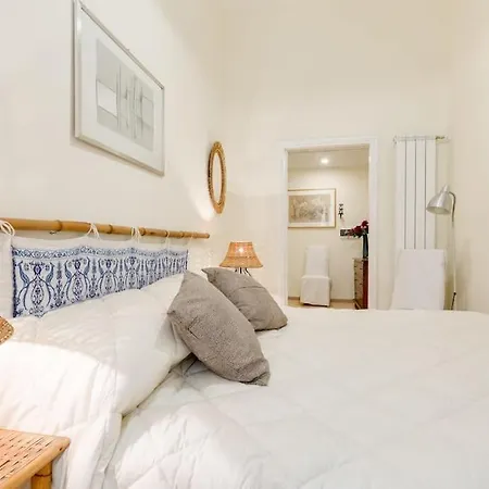 Апартаменты And Historic Rione Near Colosseo Рим